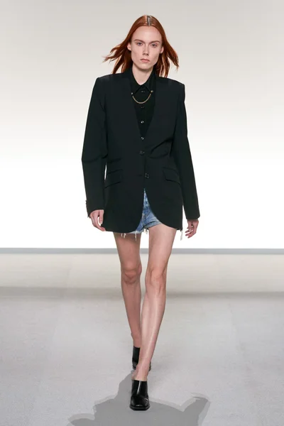 Look 23